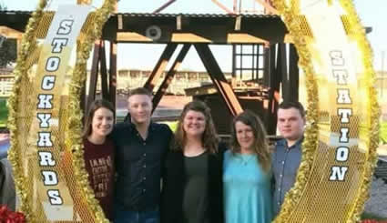 Members of Tennessee Collegiate Horsemen's Association pose for a picture