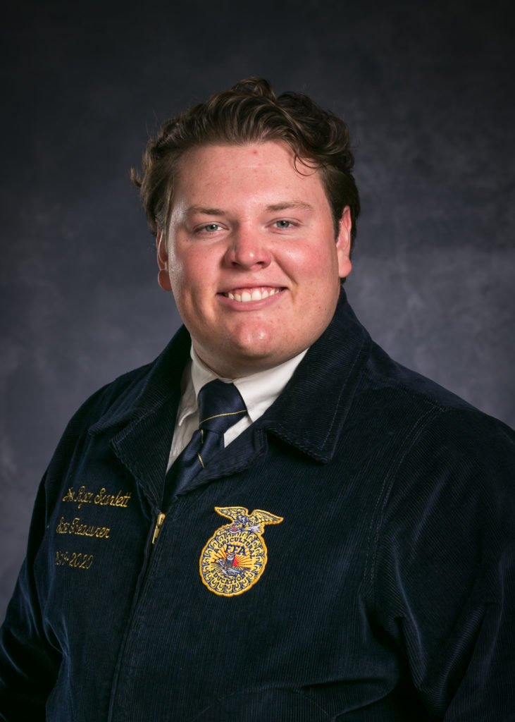 Headshot picture of Farm Credit Scholar, John Ryan Scarlett.